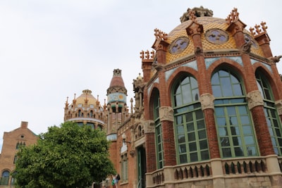 Deja de perder tiempo con informes manuales en Barcelona