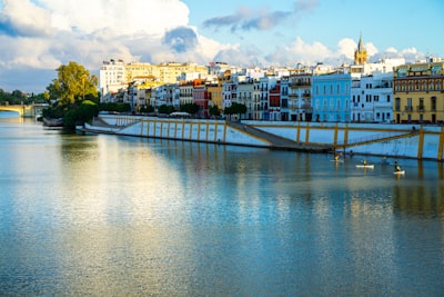 Los 5 mejores especialistas en automatización de anuncios en Sevilla
