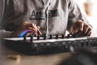 Automatizamos la creación musical para liberar a los creadores.