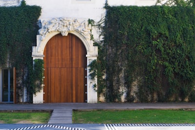 Las 5 mejores empresas para puertas de API en Alicante