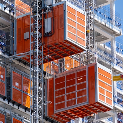 Creando tecnología modular autoconstruible