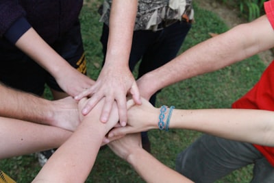 10 Fun Team Building Activities to Boost Team Spirit
