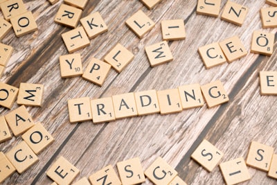 Creación de Senderos de Auditoría para Sistemas de Trading Algorítmico
