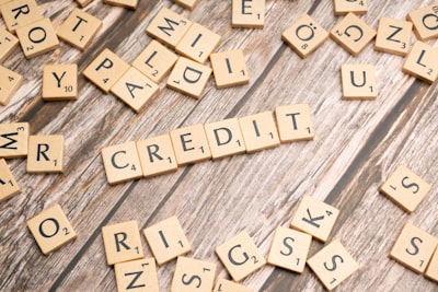 Asignación de crédito granular en agentes de largo horizonte
