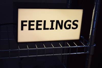 "El Futuro del Marketing de Contenido: Olvidando Funeles y Construyendo Sentimientos"
"El Futuro del Marketing de Contenido: Abandonando Funnels y Edificando Emociones"
"Future of Content Marketing: