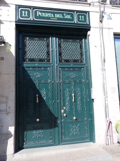 Convierte npm outdated en una puerta de CI