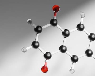 Improvement of electrochemical oxidation of aromatic compounds through biomimetic ruthenium catalysis and dynamic electrode modification