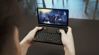 El estándar superior para interfaz de usuario generativa portable y agnóstica de frameworks