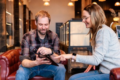 Beneficios y estrategias para personalizar la experiencia del cliente