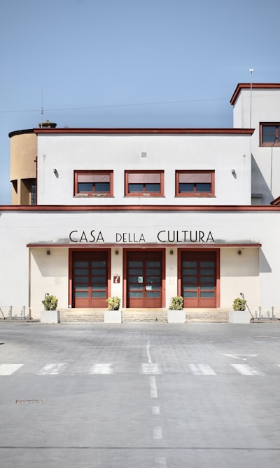 Empresa especializada en desarrollo de aplicaciones web customizadas en Santa Coloma de Gramenet