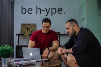 Construyendo PIYE: Un mentor de IA para desarrolladores.