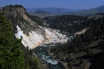 15 Series similares a Yellowstone que debes ver