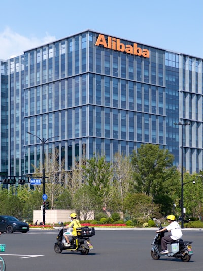 Alibaba Tongyi Lab lanza MAI-UI: una familia de agentes GUI fundamentales