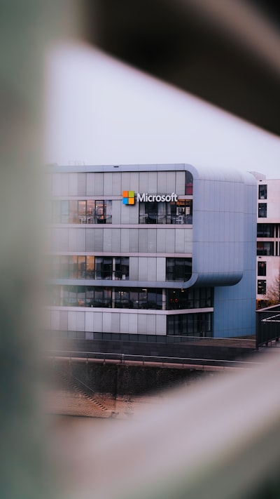 Demanda por Copilot y escalabilidad en GitHub afectan a Microsoft