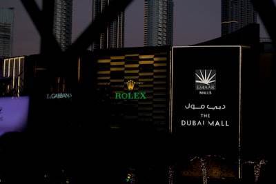 El rol de una empresa de letreros en Dubai para la marca minorista moderna