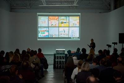 Why AI-Powered Presentations Are the Future of Presentation Design
AI in PowerPoint Presentations: The Evolution of Slide Design