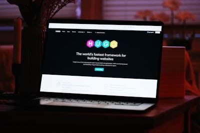 Construyendo una plataforma en línea para estudiar con Inteligencia Artificial: 2.000 usuarios en solo dos semanas