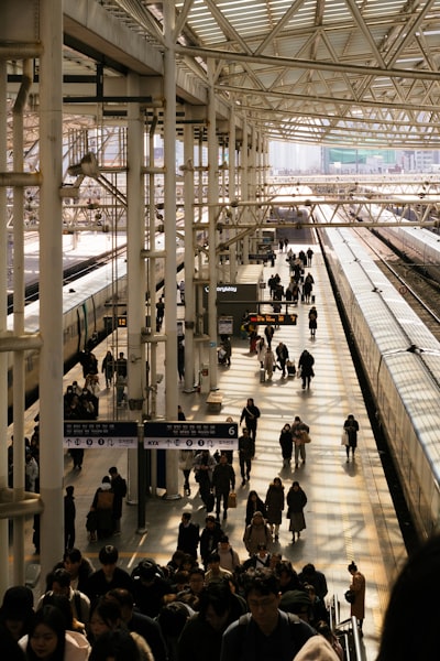 Explora 2,500 estaciones de tren en todo el mundo en 3D