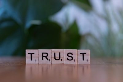 Búsqueda de posición con interruptor de confianza