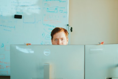 Beneficios de contratar una empresa local de software de gestión de inventario