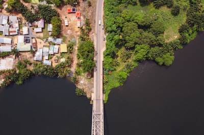Amazon lanza proyecto de IA.