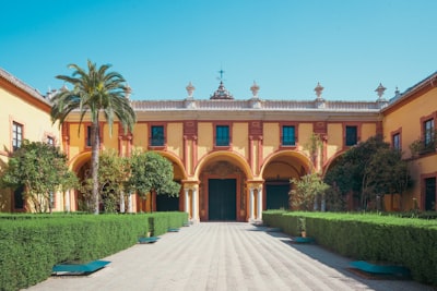 Automatización de la administración educativa en Sevilla