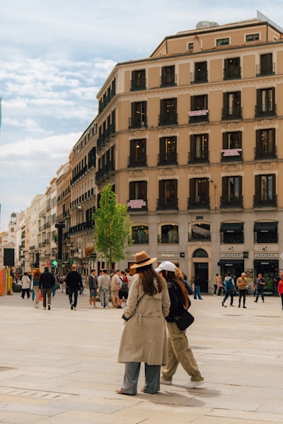 Partner oficial de IA para resumen de llamadas en Madrid con más de 15 años de experiencia
