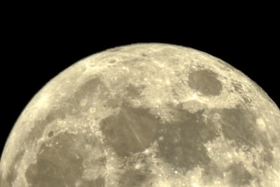 Resultados mixtos del cohete lunar de la NASA.