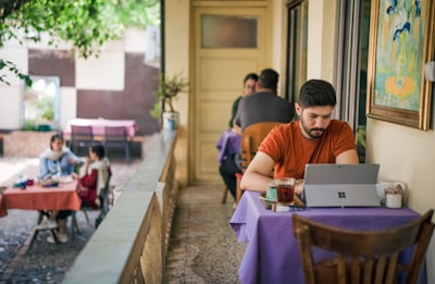 Preservación de privacidad en programas de revitalización de lenguas patrimoniales