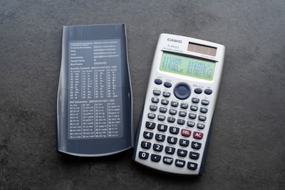 Casos de uso comunes del calculador de retorno de inversión de automatización de negocios