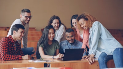 Solución de portal educativo con IA en Valencia