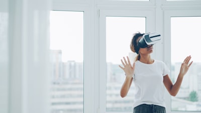 ¿Puede evolucionar un AI virtual según crece mi empresa?