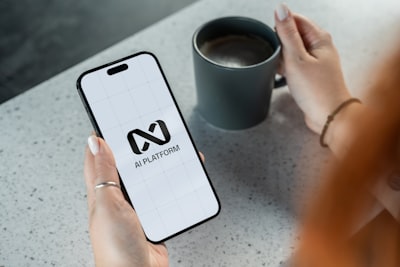 Usuarios de apps de citas abiertos a IA para perfiles y conversaciones