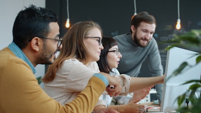Roles de Jan y Klára en la creación del Global Tone & Culture Aligner