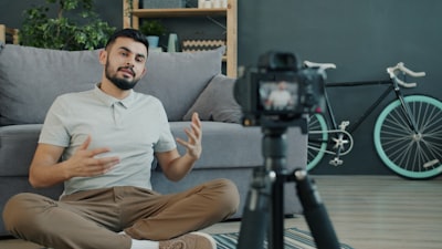 ¿Cómo se pueden adaptar los videos explicativos de IA a mi flujo de trabajo empresarial?