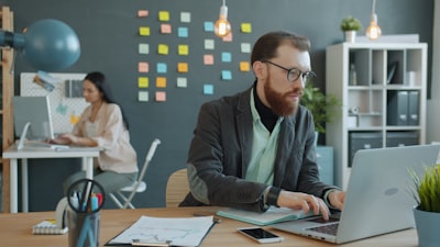Guía completa de proveedores de intranet y gestión de ideas