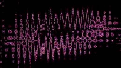 Alineación semántica a través de resonancia dinámica