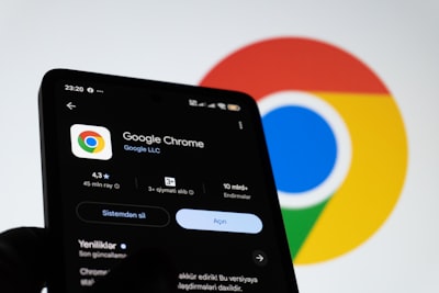 Extensiones maliciosas de Chrome roban datos de Google y Telegram.