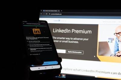 Mejores opciones para comprar perfiles profesionales de LinkedIn de forma segura