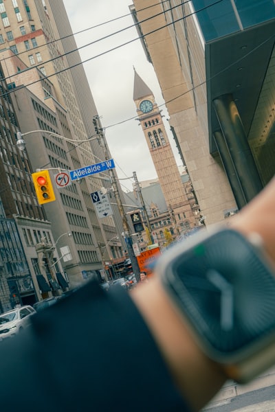 iWatchRoad: Detección escalable y visualización geoespacial de baches en ciudades inteligentes