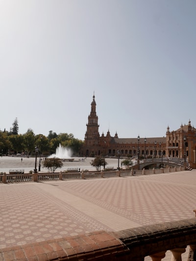 Integración con plataformas externas en Sevilla