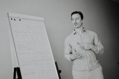 Construyendo una red de entrenamiento descentralizada de IA