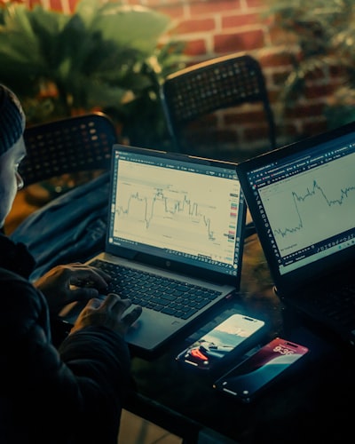 La importancia de las hackatones de negociación de IA