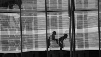 Escasez de Tiempo y Espacio para Aprender Representación de Canales Inalámbricos