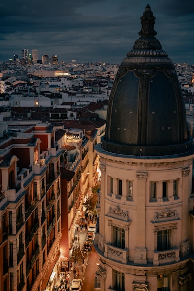 Expertos en agentes de IA personalizados en Madrid