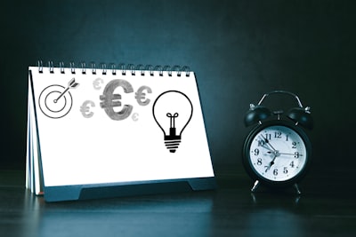 Beneficios del control automatizado de las horas extraordinarias para la sostenibilidad empresarial.