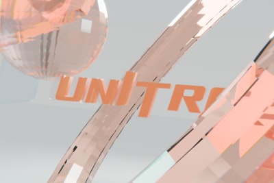 Descubre las empresas líderes en intranet con anuncios y feed