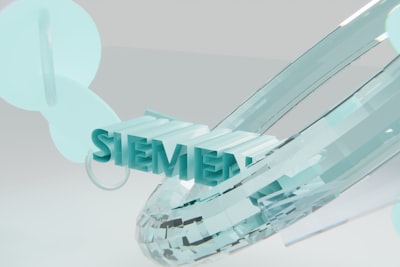 Descubre las vulnerabilidades críticas en SINEC OS y cómo mitigarlas