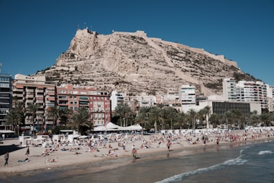 Top 50 Empresas para integración de CRM de WhatsApp en Alicante