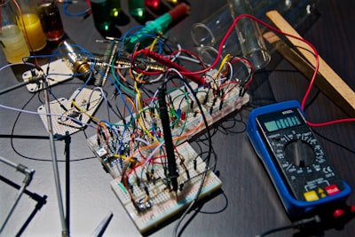 Construyendo un desmodulador DVBS/S2 desde cero: Un viaje a través de la SDR, el FPGA y el procesamiento de señales